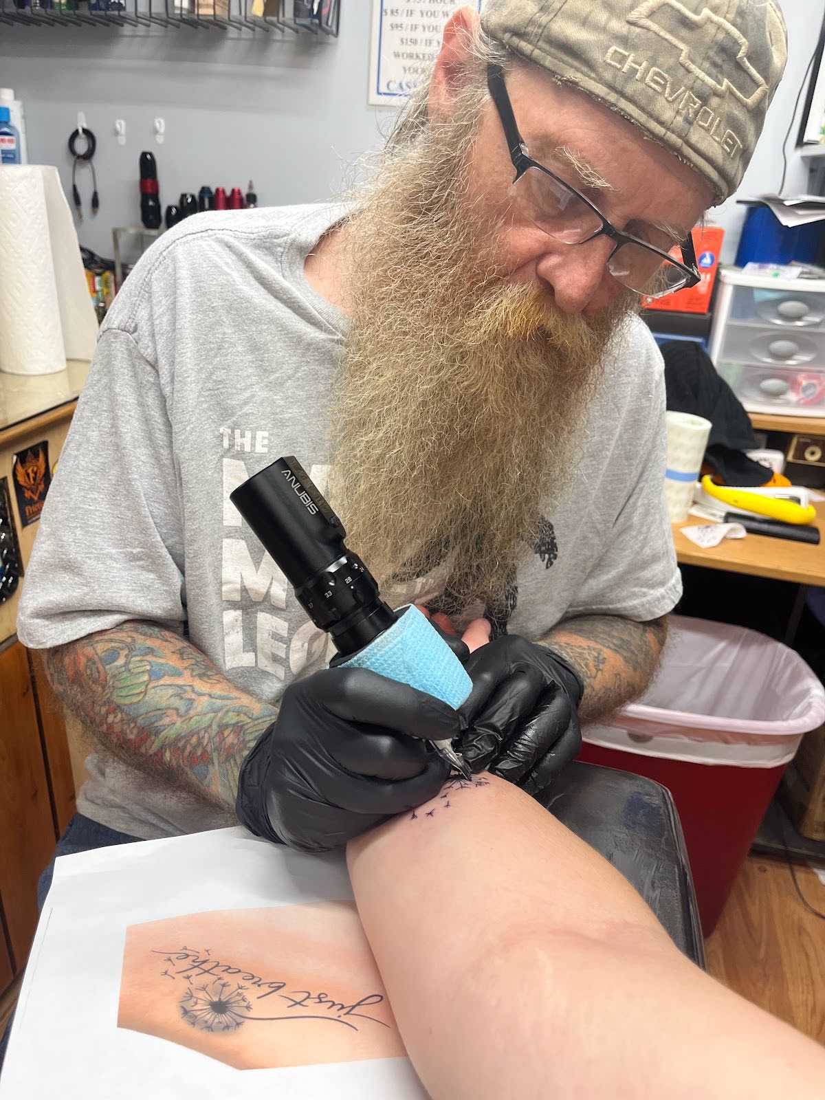 Gizmo's Tattoos, tattoo shop in Guilford, ME