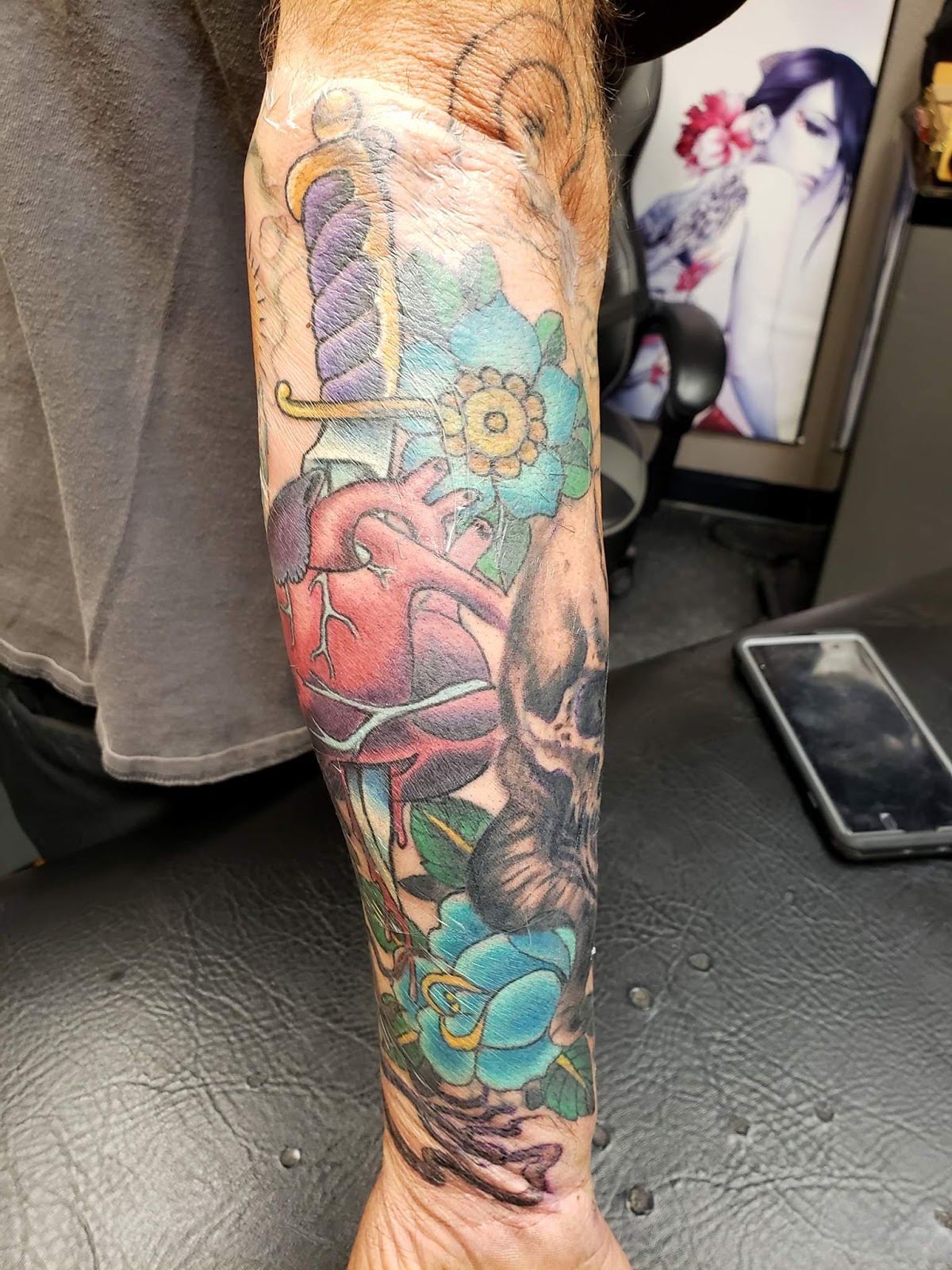 Shades of grey, tattoo shop in Albuquerque, NM