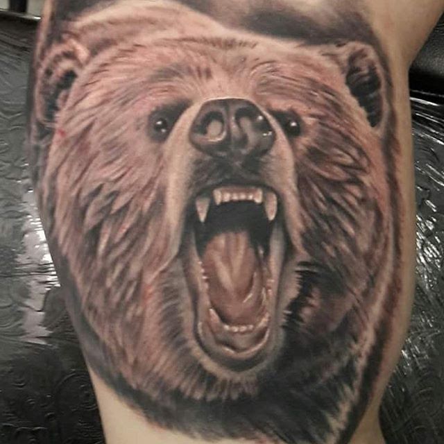 Pierce by Design, tattoo shop in Clinton, IA