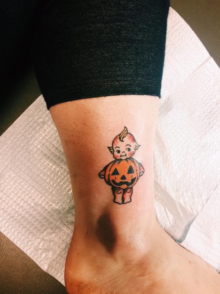 Two One Tattoo, tattoo shop in Charleston, WV