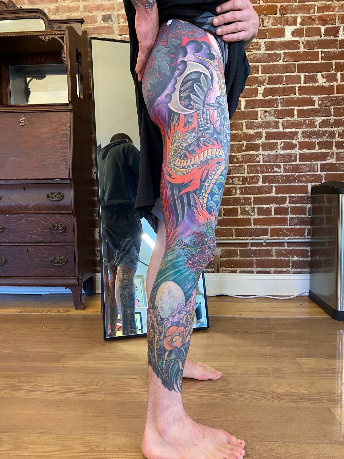 Electric Unicorn tattoo studio, tattoo shop in Kirkwood, MO