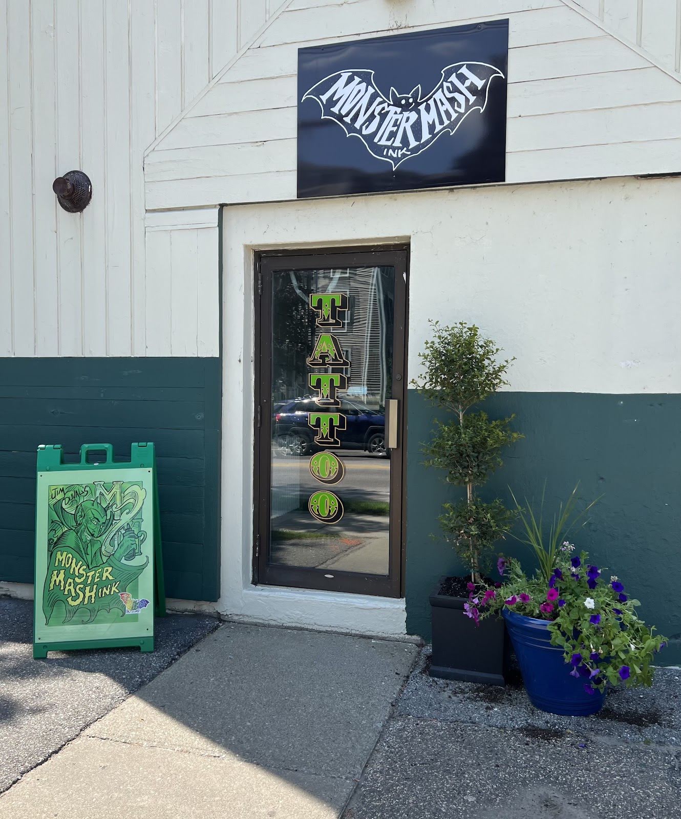 Monster Mash Ink, tattoo shop in Essex Junction, VT