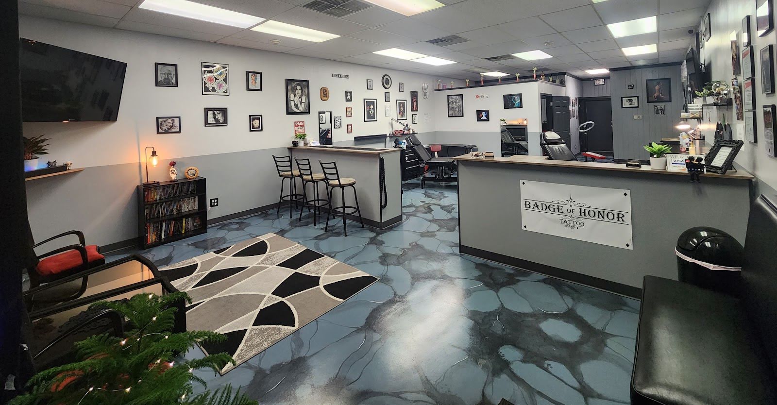 Badge of Honor Tattoos LLC, tattoo shop in Carpentersville, IL