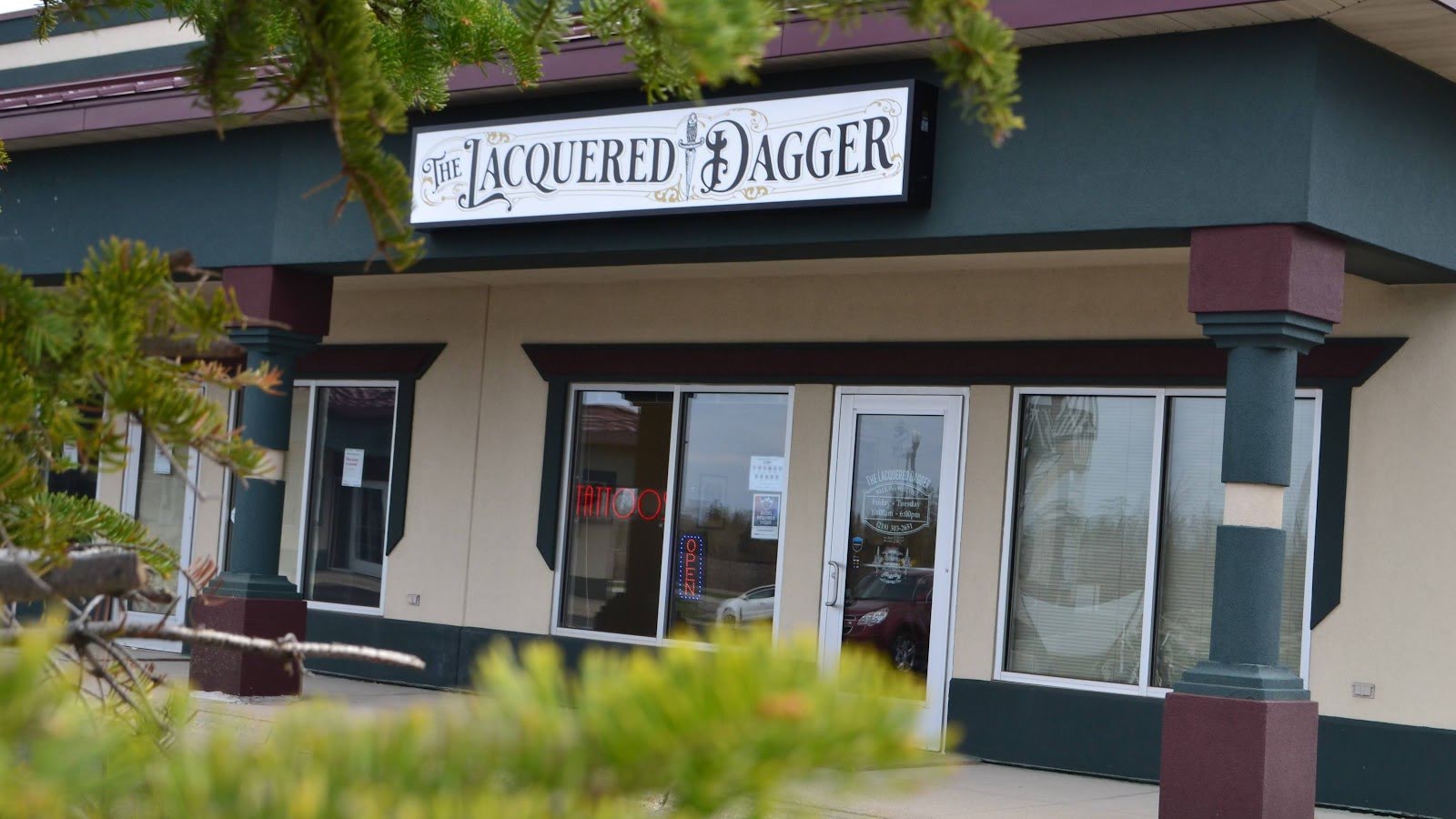 The Lacquered Dagger, tattoo shop in Detroit Lakes, MN