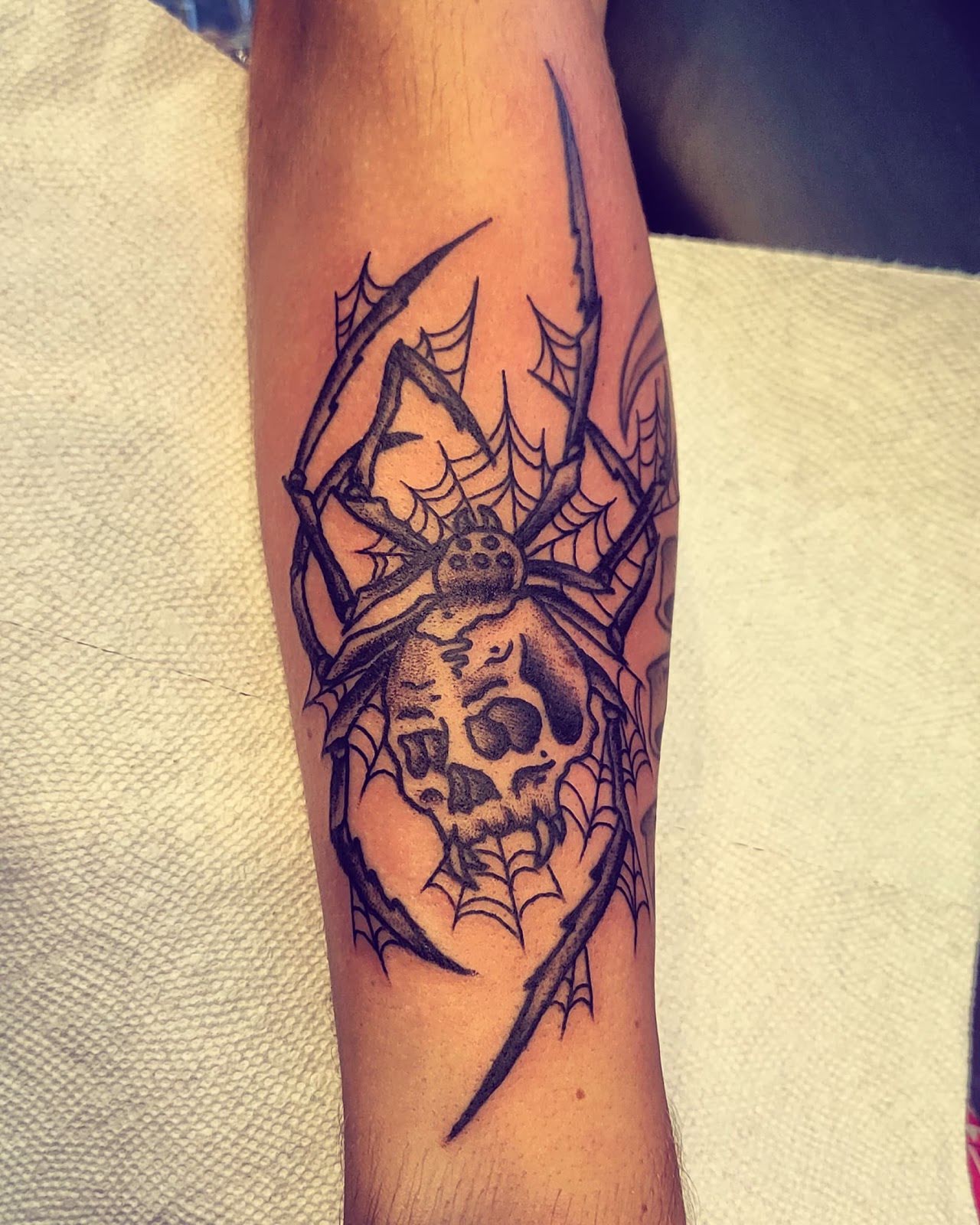 Coral City Tattoo, tattoo shop in Honolulu, HI