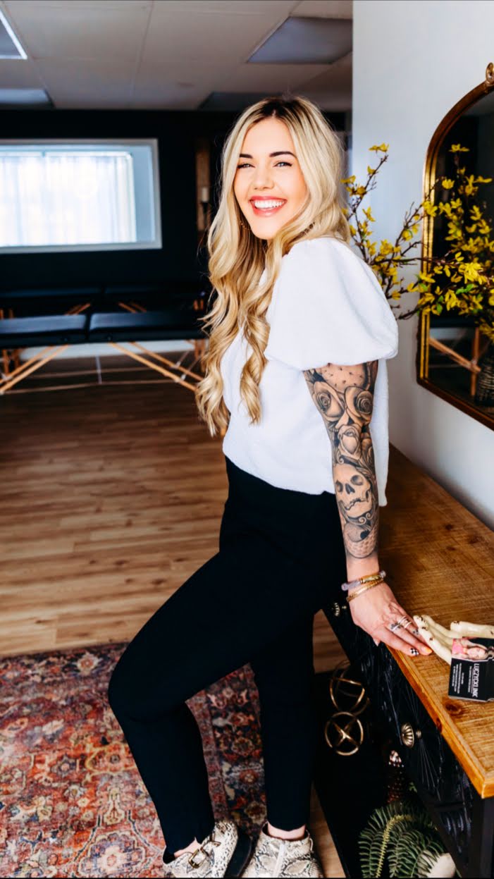 COSMETIC TATTOO STUDIO, tattoo shop in Clive, IA
