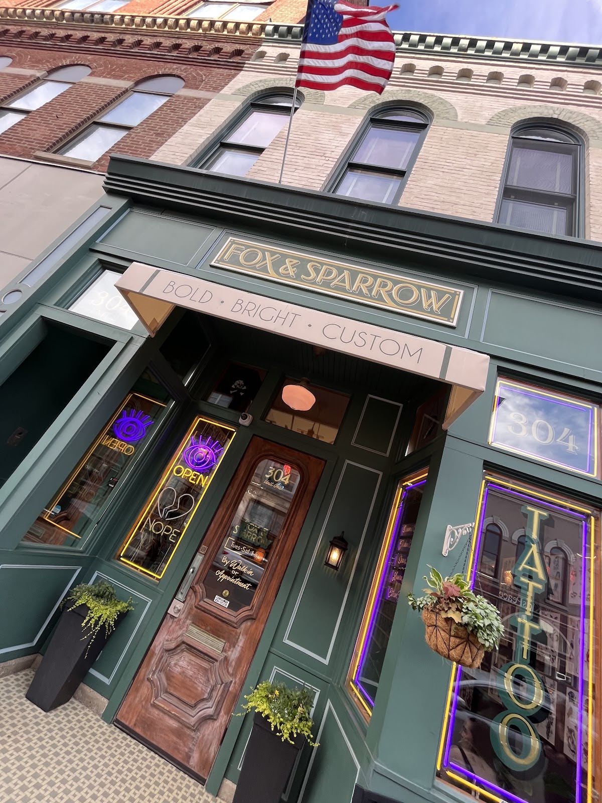 Fox & Sparrow Tattoo, tattoo shop in Muncie, IN