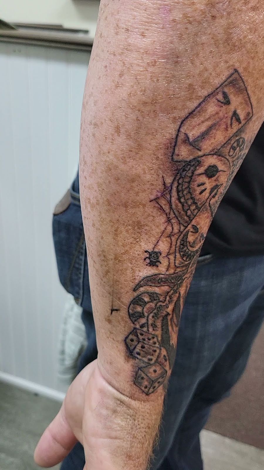Forever Ink Tattoo Mountain Home, tattoo shop in Mountain Home, AR