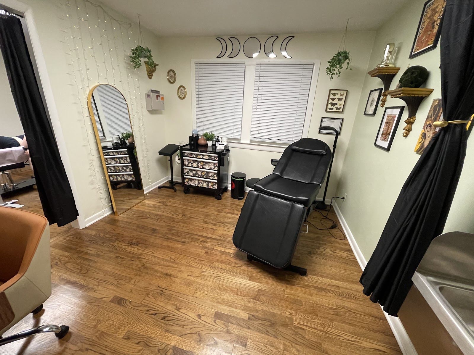 Dark Horse Tattoo Collective, tattoo shop in Athens, GA