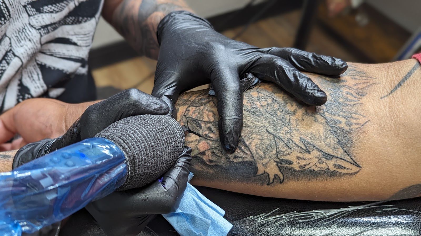 Cryptic Tattoo and Social Gallery, tattoo shop in Springfield, MO