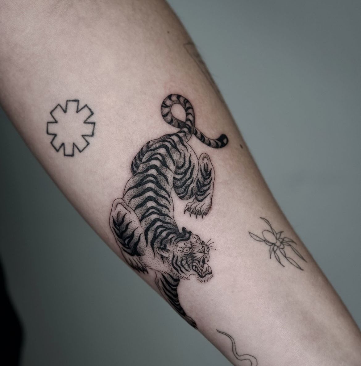 Live By The Sword Tattoo - Union Square, tattoo shop in New York, NY