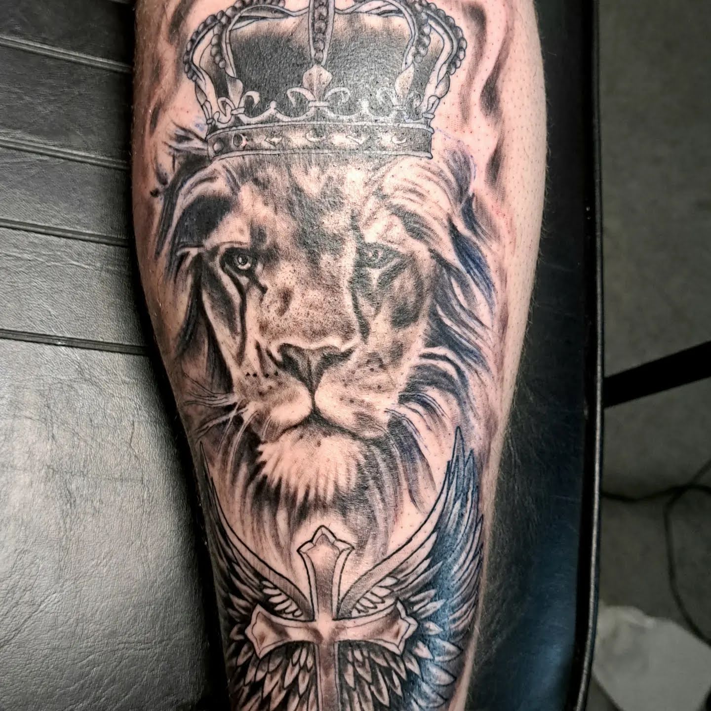 Hometown tattoo tribe, tattoo shop in Pembroke, NC
