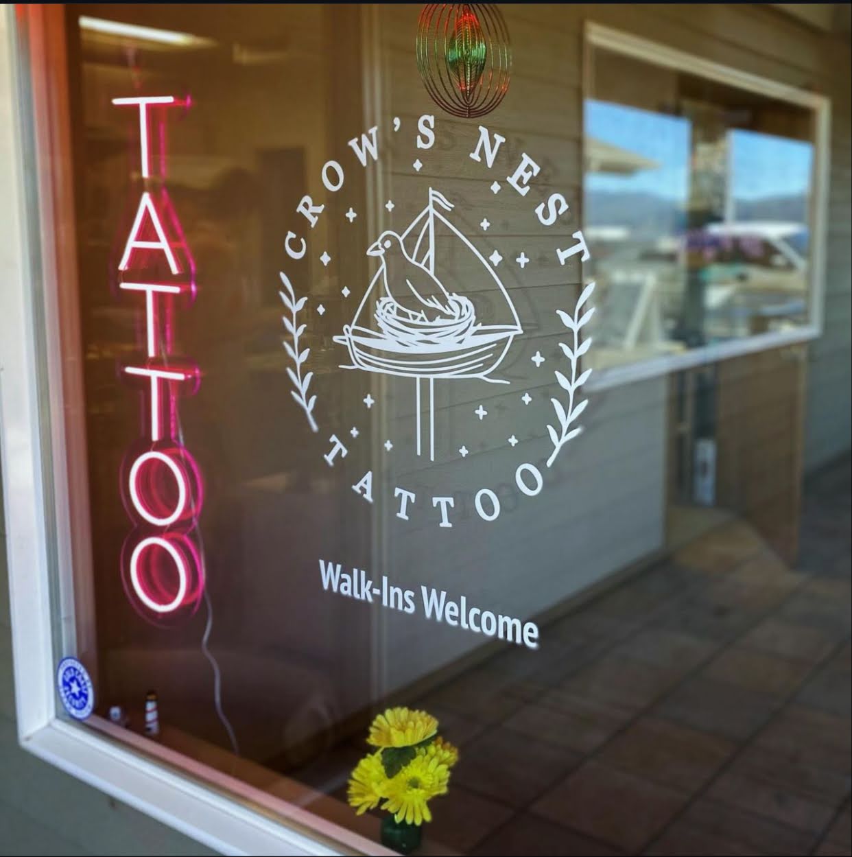 Crow&rsquo;s Nest Tattoo, tattoo shop in North Bend, OR