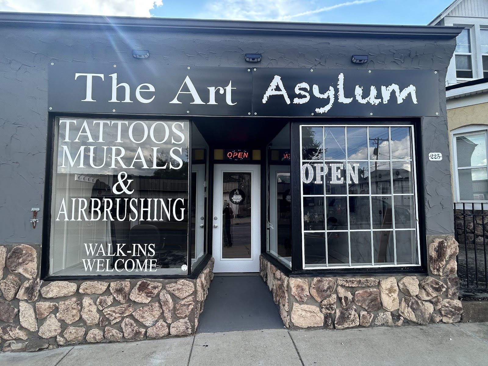The Art Asylum Tattoo Studio, tattoo shop in Belleville, IL