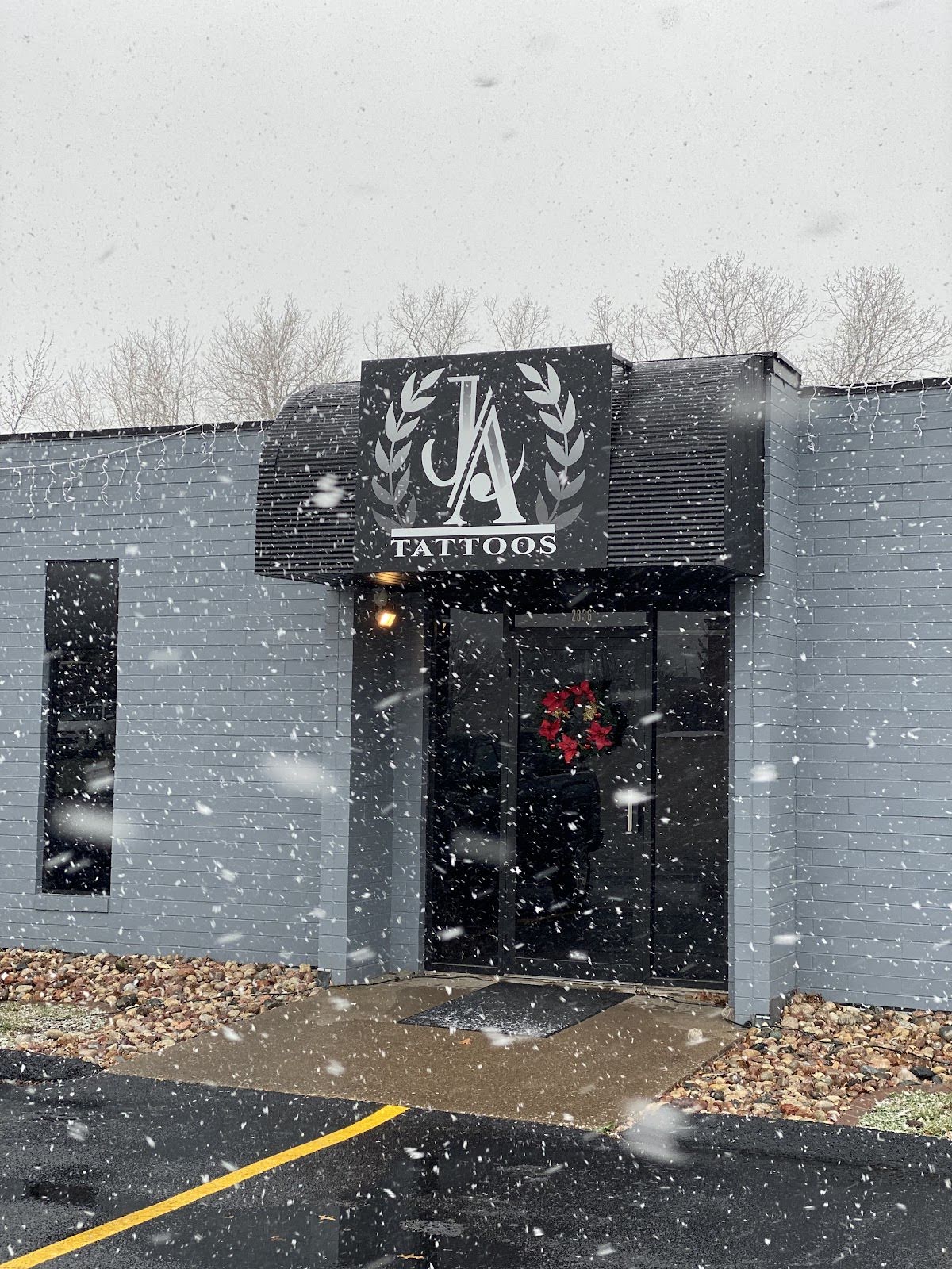 Juan Alvarez Tattoo, tattoo shop in Bettendorf, IA