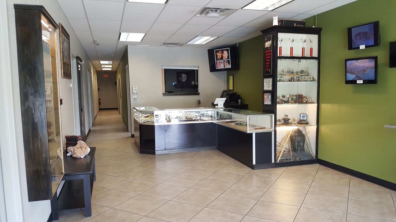 Ink Therapy Tattoo, tattoo shop in Plainfield, IN