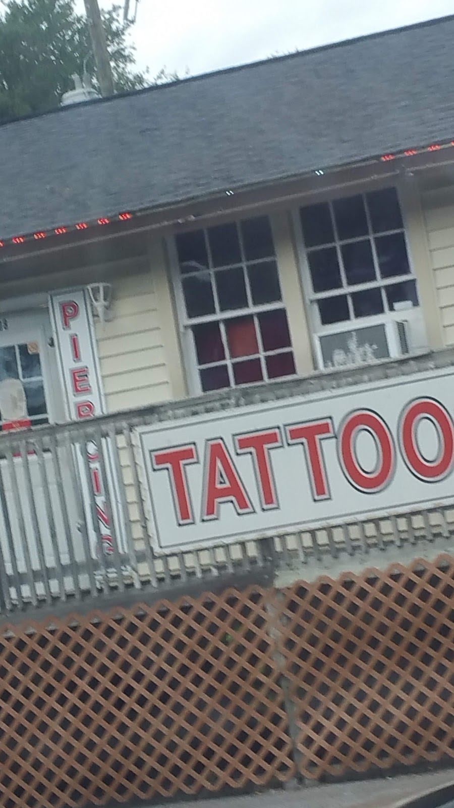 Knotty Headz Tattoo Factory & Body Piercings, tattoo shop in Columbia, SC