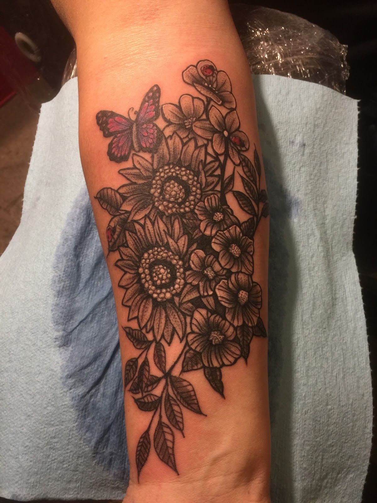 Walls of Wonder Tattoo And Body Piercing, tattoo shop in Dover, DE